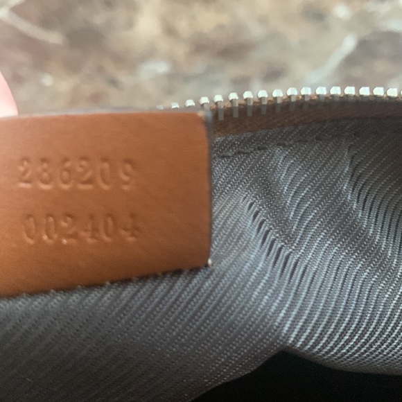 Gucci zippered pouch/clutch - Picture 7 of 8